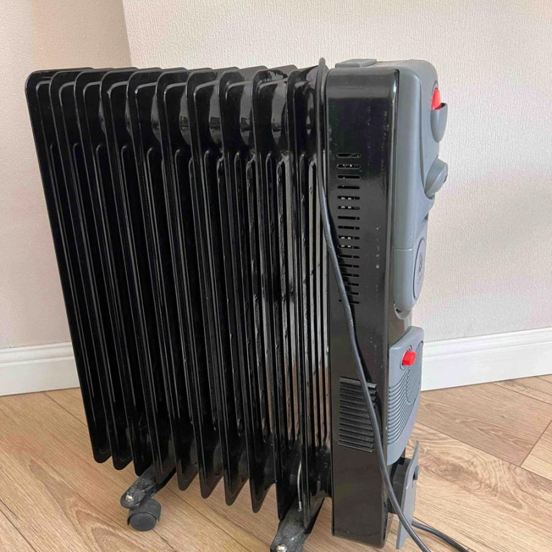 Масляный обогреватель "NIKURA" 9 FIN