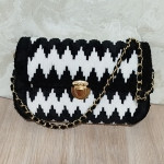 Сумки из бусин на конве и национальной сумки