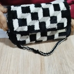 Сумки из бусин на конве и национальной сумки