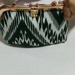 Сумки из бусин на конве и национальной сумки