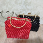 Сумки из бусин на конве и национальной сумки