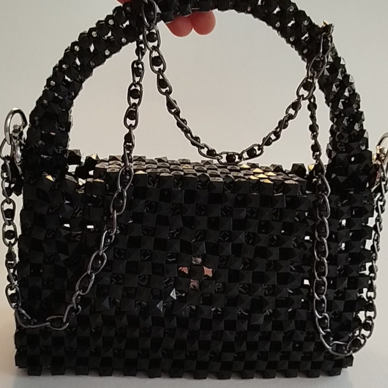 Сумки из бусин на конве и национальной сумки