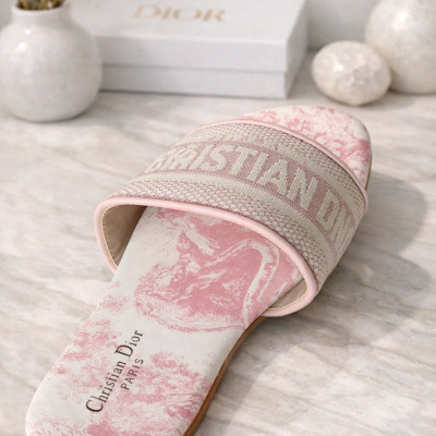 женские шлёпанцы