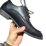 черные мужские туфли дерби