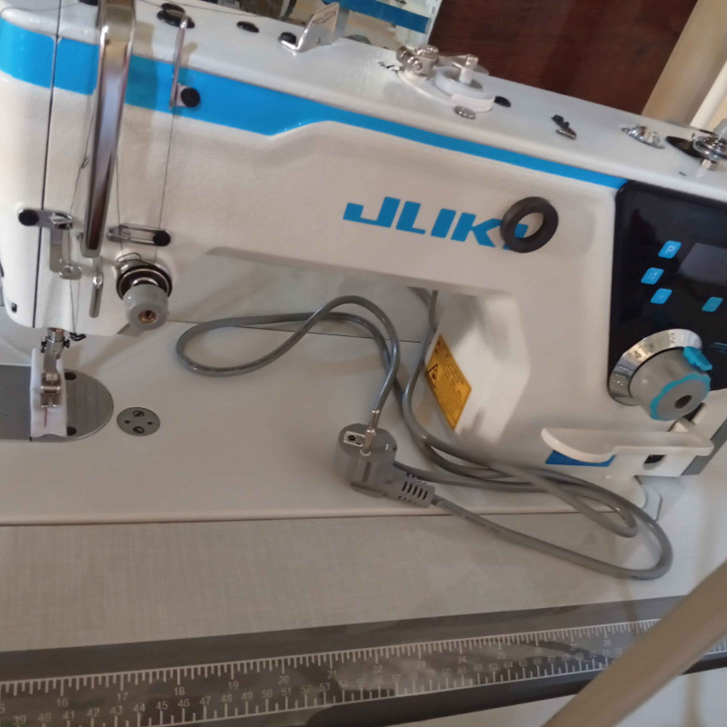Швейная машина прямострочная JLIKI F5