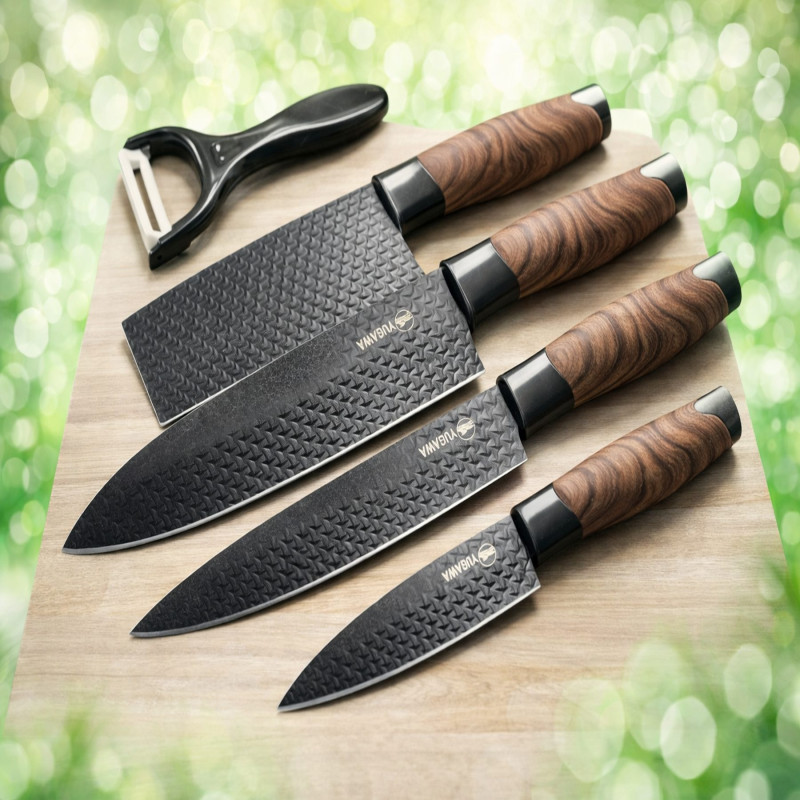 Набор кухонных ножей с деревянной ручкой