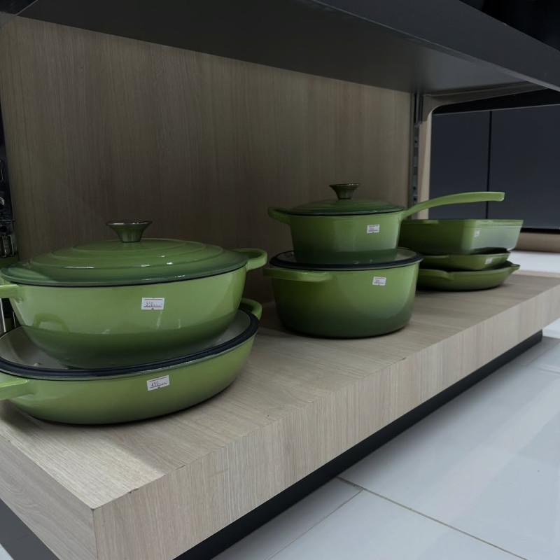 Набор чугунной посуды Staub